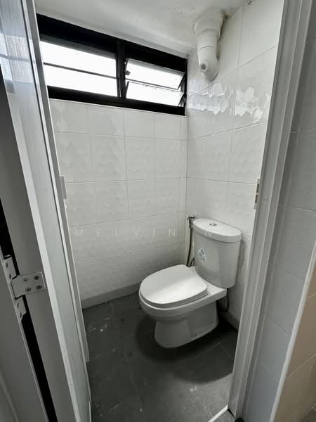13 Holland Drive, 13 Holland Drive, 2 Bedrooms, 700 sqft, HDB Flat For Rent, by Melvin Ng, 25259655 - PropertyGuru.com.sg