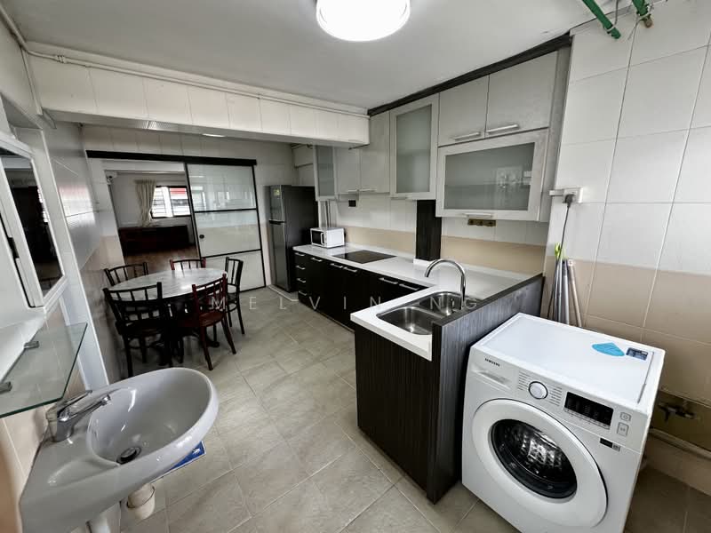 13 Holland Drive, 13 Holland Drive, 2 Bedrooms, 700 sqft, HDB Flat For Rent, by Melvin Ng, 25259655 - PropertyGuru.com.sg