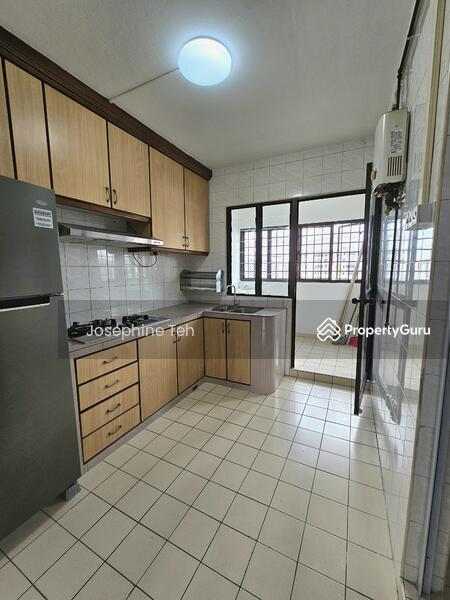 For Rent - 144 Rivervale Drive