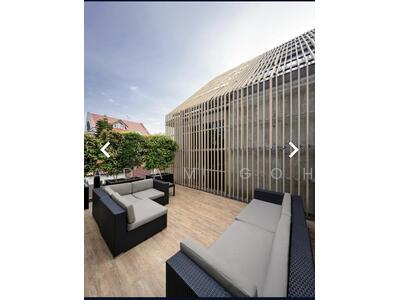 For Sale - Rebuilt Bungalow less than $2100psf Basement Swim Pools Call 9.4.5.9.0.4.0.6 豪华别墅、独一无二、H 设计