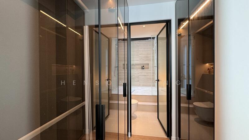 For Sale - Skies Miltonia