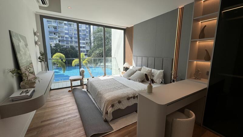 For Sale - Skies Miltonia