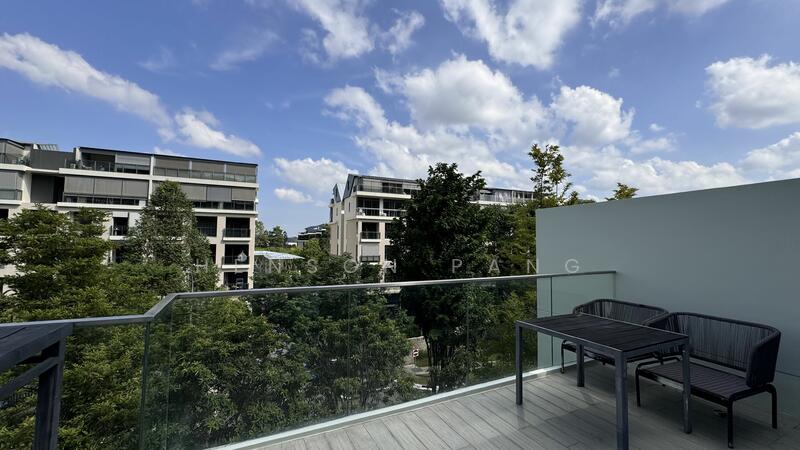 For Sale - Skies Miltonia