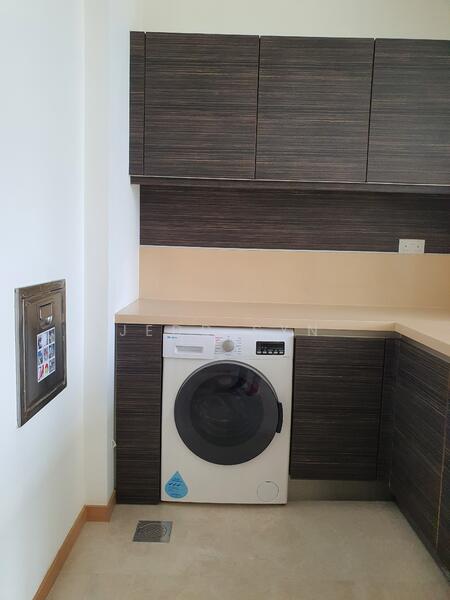 For Rent - Martin Place Residences