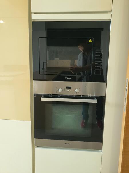 For Rent - Martin Place Residences