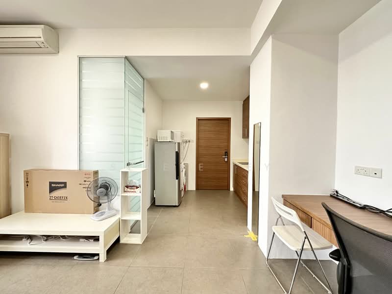 Hoa Nam Building, 27 Foch Road, Room Rental, 350 sqft, Apartment For Rent, by Serene Tey, 25261213 - PropertyGuru.com.sg