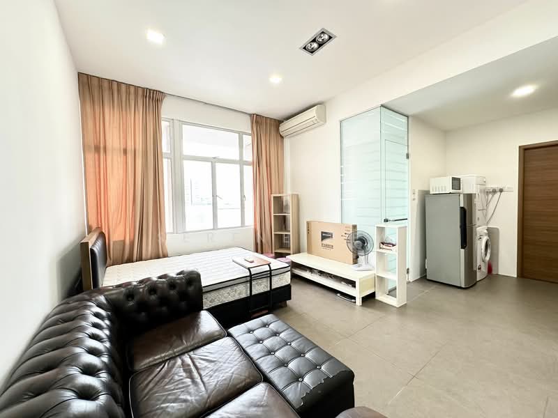 Hoa Nam Building, 27 Foch Road, Room Rental, 350 sqft, Apartment For Rent, by Serene Tey, 25261213 - PropertyGuru.com.sg