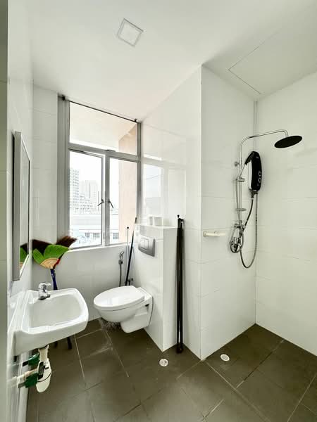 Hoa Nam Building, 27 Foch Road, Room Rental, 350 sqft, Apartment For Rent, by Serene Tey, 25261213 - PropertyGuru.com.sg