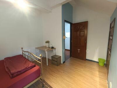 For Rent - Spacious Master Bedroom for rent!