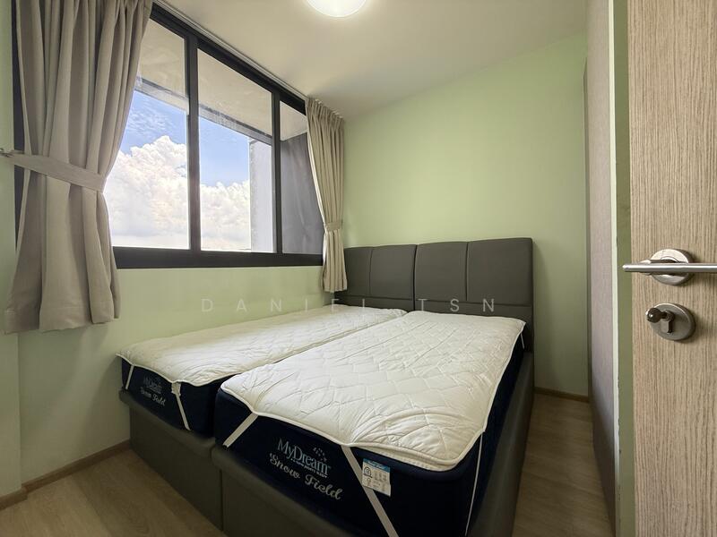 For Rent - The Wisteria