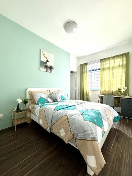 For Rent - Palm Lodge