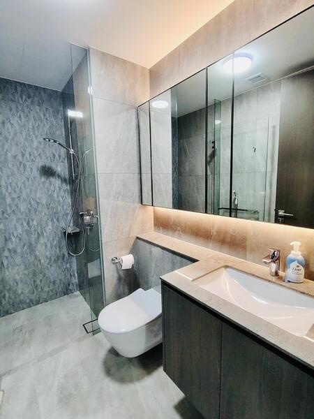 Piccadilly Grand Condominium For Sale at S$ 1,650,000 | PropertyGuru Singapore