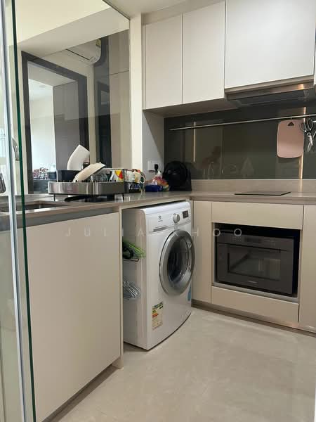 The Gazania, 9 How Sun Drive, 2 Bedrooms, 700 sqft, Condominium For Rent, by Julia Khoo, 25263789 - PropertyGuru.com.sg