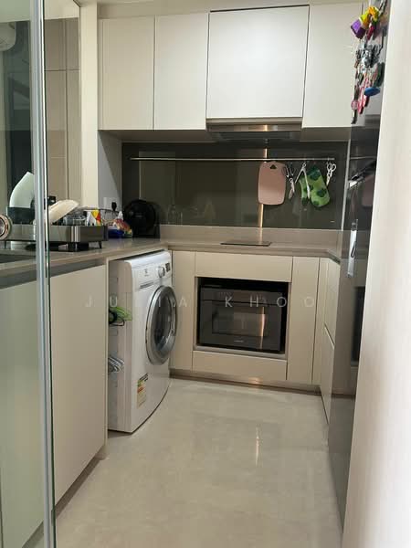 The Gazania, 9 How Sun Drive, 2 Bedrooms, 700 sqft, Condominium For Rent, by Julia Khoo, 25263789 - PropertyGuru.com.sg