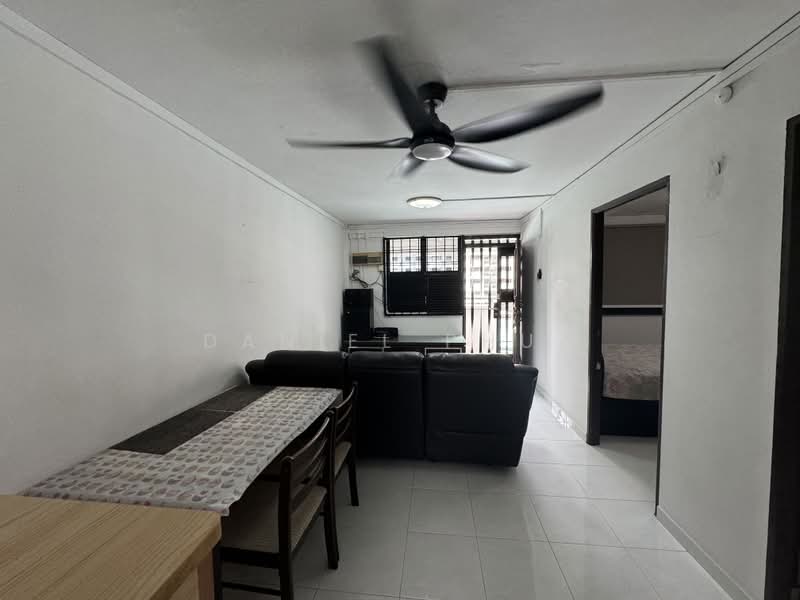 126 Lorong 1 Toa Payoh, 126 Lorong 1 Toa Payoh, 2 Bedrooms, 721 sqft, HDB Flat For Rent, by Daniel Phua, 25263860 - PropertyGuru.com.sg