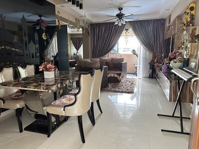 For Rent - 735 Woodlands Circle