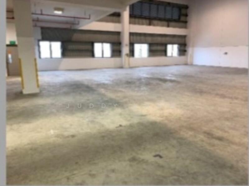 Detached fty for oil & gas & Marine trade, Loyang Crescent, Pasir Ris / Tampines, 160,631 sqft, Dormitory For Rent, by Juddy Khaw, 25264865 - CommercialGuru.com.sg