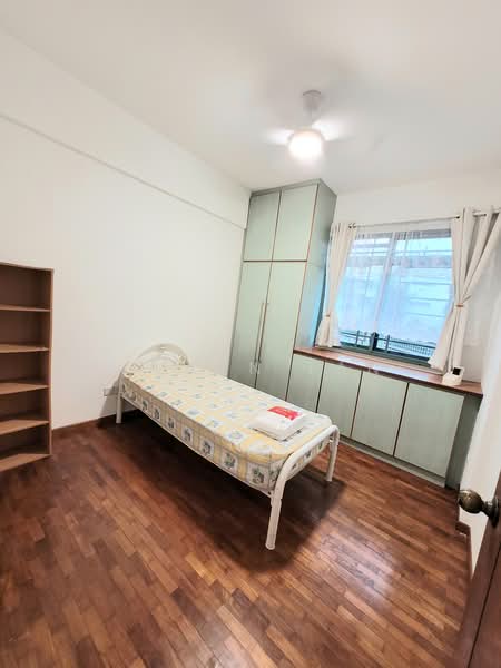 Summerdale, 8 Boon Lay Drive, 3 Bedrooms, 1,195 sqft, Condominium For Rent, by Eileen Tan, 25264920 - PropertyGuru.com.sg