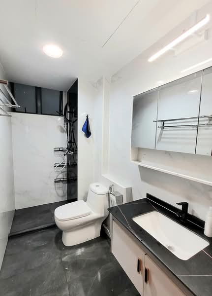 Summerdale, 8 Boon Lay Drive, 3 Bedrooms, 1,195 sqft, Condominium For Rent, by Eileen Tan, 25264920 - PropertyGuru.com.sg