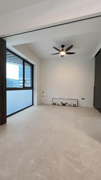 The Reef at King's Dock Condominium For Sale at S$ 1,360,000 | PropertyGuru Singapore