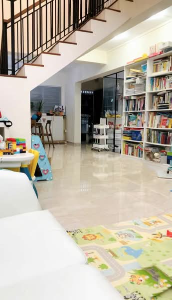 470 Jurong West Street 41, 470 Jurong West Street 41, 3 Bedrooms, 1,625 sqft, HDB Flat For Sale, by Vanessa Duan, 25265207 - PropertyGuru.com.sg