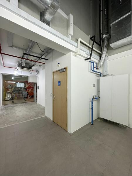 The MidTown, 1187 Upper Serangoon Road, 796 sqft, Food & Beverage For Rent, by Melvin Sim, 25265387 - CommercialGuru.com.sg