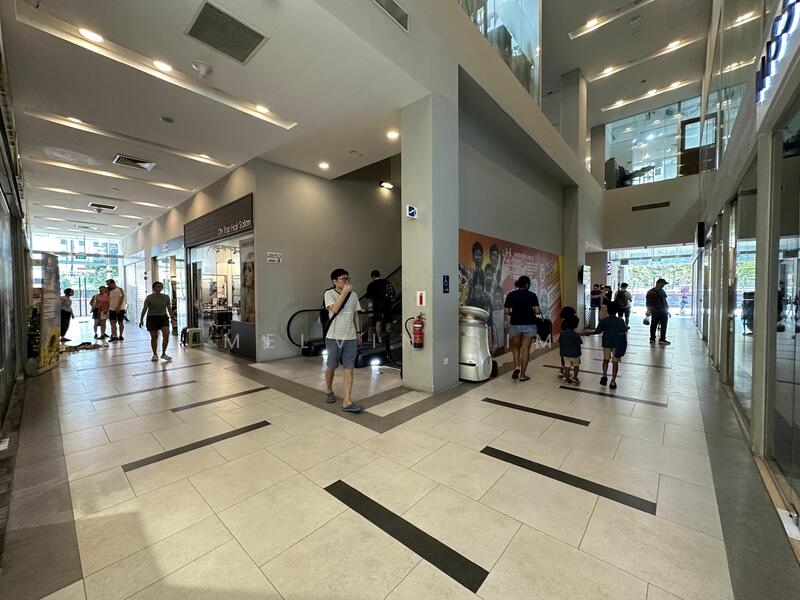 The MidTown, 1187 Upper Serangoon Road, 796 sqft, Food & Beverage For Rent, by Melvin Sim, 25265387 - CommercialGuru.com.sg