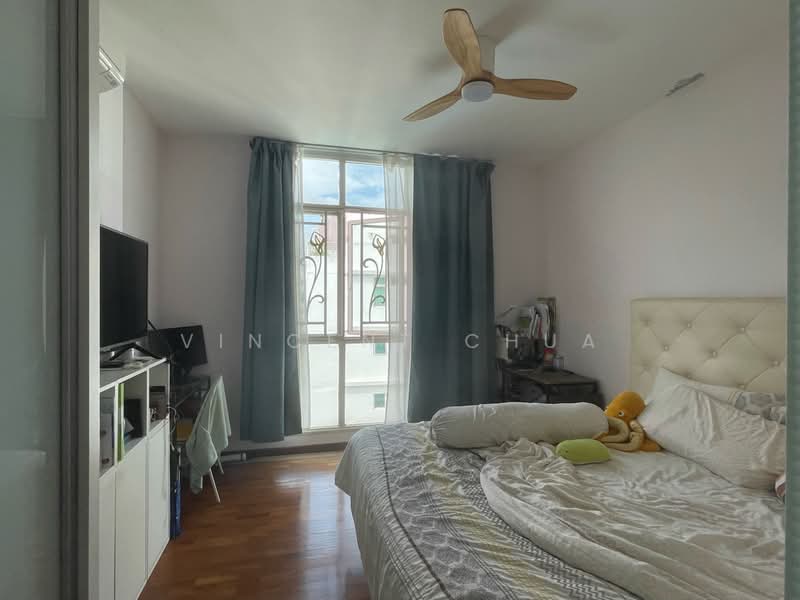 Lilydale, 558 Yishun Ave 6, 4 Bedrooms, 2,700 sqft, Condominium For Sale, by Vincent Chua, 25265986 - PropertyGuru.com.sg