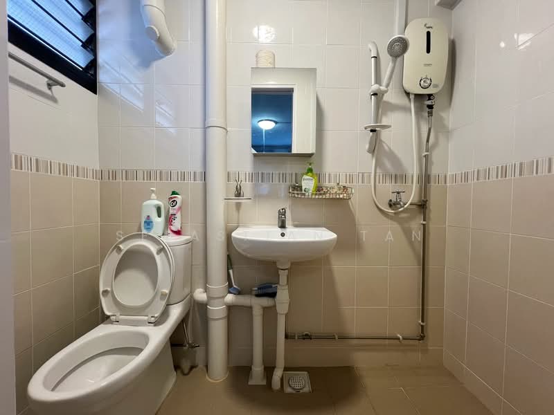 219A Jurong East Street 21, 219A Jurong East Street 21, 3 Bedrooms, 1,270 sqft, HDB Flat For Rent, by Sebastian Tan, 25266643 - PropertyGuru.com.sg