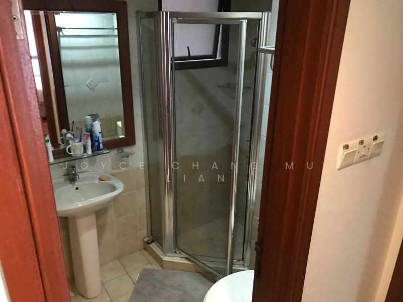 The Mayfair, 1 Jurong East Street 32, 3 Bedrooms, 1,206 sqft, Condominium For Rent, by Joyce Chang Mui Lian, 25267449 - PropertyGuru.com.sg
