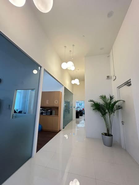 Freehold Building for sale in D03 along Alexandra Road, Alexandra Road, 54,748 sqft, Light Industrial (B1) For Sale, by Teo Jeri, 25267518 - CommercialGuru.com.sg