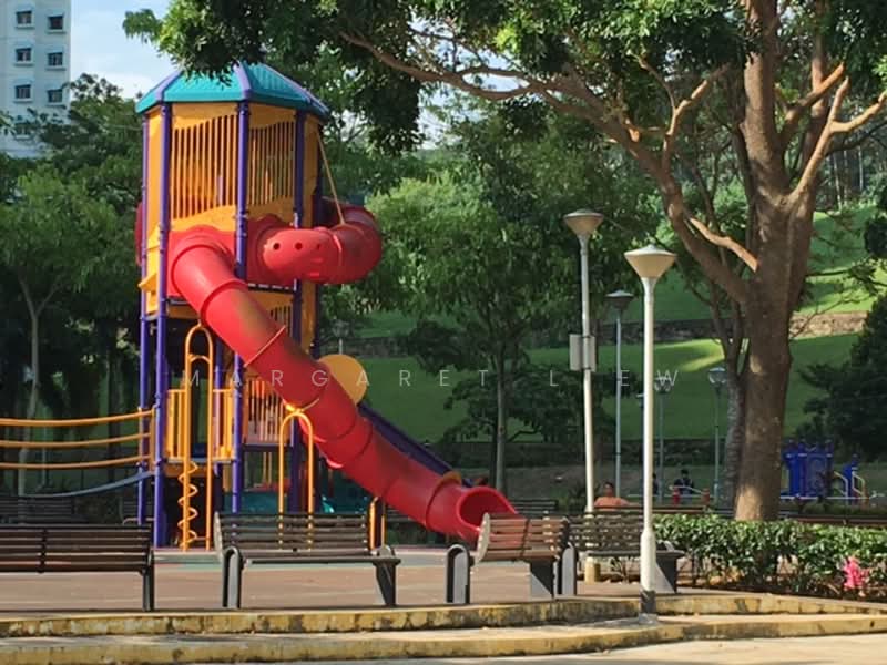 385 Bukit Batok West Avenue 5, 385 Bukit Batok West Avenue 5, Room Rental, 150 sqft, HDB Flat For Rent, by Margaret Liew, 25267776 - PropertyGuru.com.sg