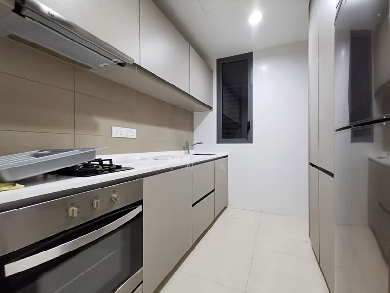 H2O Residences, 32 Fernvale Link, 2 Bedrooms, 883 sqft, Condominium For Rent, by Evyn Xu, 25267912 - Enclosed kitchen - PropertyGuru.com.sg