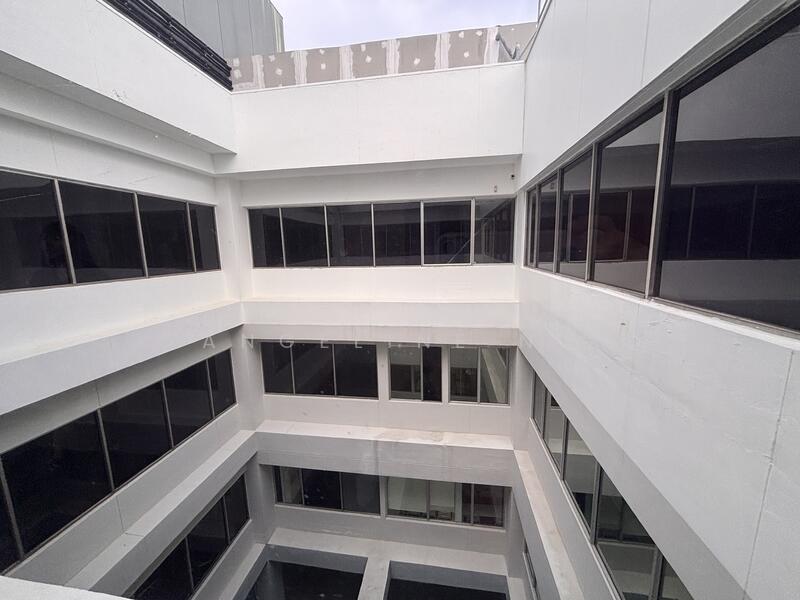 Large Commercial School or Office for Rent at Dhoby Ghaut area, , 15,600 sqft, Other Retail For Rent, by Angeline Ng, 25268436 - CommercialGuru.com.sg