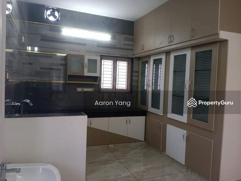 For Sale - Kembangan Estate Bungalow | 3-Storey | Lift Provision Ready