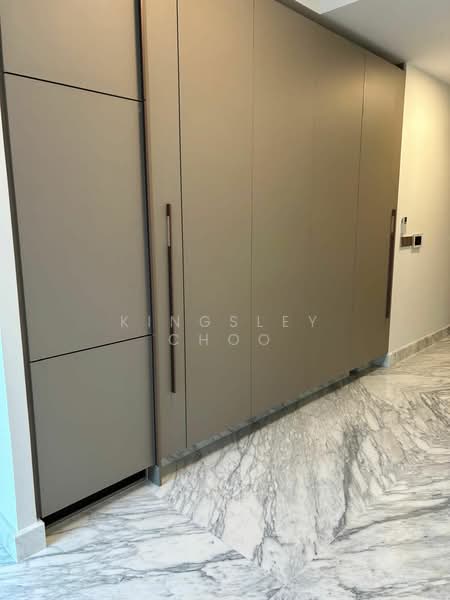 For Rent - Van Holland