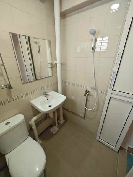 635 Ang Mo Kio Avenue 6, 635 Ang Mo Kio Avenue 6, 2 Bedrooms, 882 sqft, HDB Flat For Rent, by Furness Sng, 25268576 - PropertyGuru.com.sg