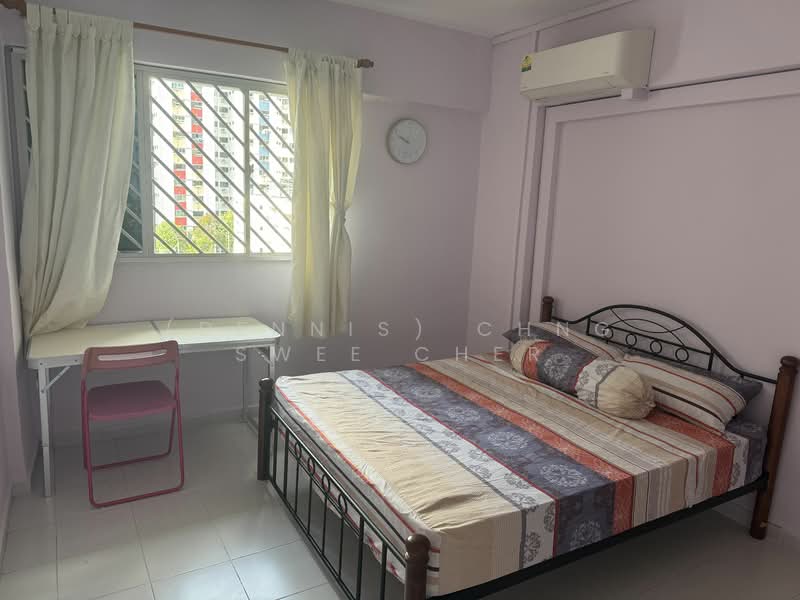520 Jurong West Street 52, 520 Jurong West Street 52, Room Rental, 200 sqft, HDB Flat For Rent, by (Dennis) Chng Swee Cher, 25269095 - Bedroom - PropertyGuru.com.sg