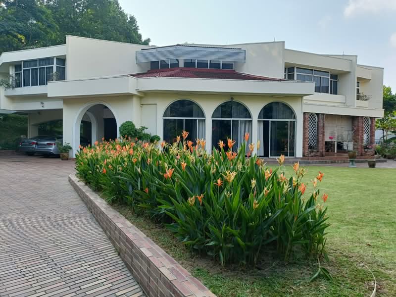 GCB @ Caldecott Hill Estate, Olive Road / Joan Road / Andrew Road, 4 Bedrooms, 5,500 sqft, Good Class Bungalow For Sale, by Veniz Kwong, 25269197 - PropertyGuru.com.sg