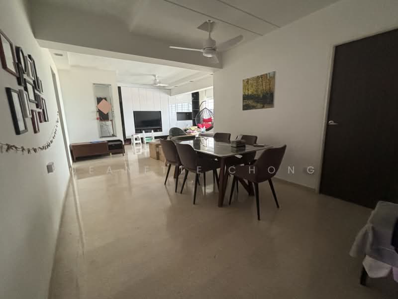 556 Choa Chu Kang North 6, 556 Choa Chu Kang North 6, 3 Bedrooms, 1,571 sqft, HDB Flat For Rent, by Jeanette Chong, 25270037 - PropertyGuru.com.sg