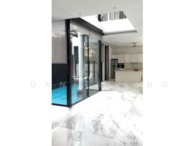 For Sale - Modern Bukit Timah. Unblocked View!