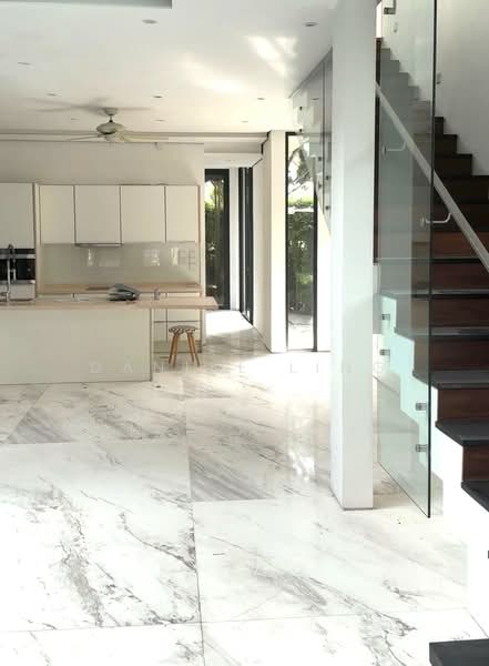 Modern Bukit Timah. Unblocked View!, Lotus Ave/Lily Ave/Lantana Ave/Namly/Coronation/, 5 Bedrooms, 4,500 sqft, Semi-Detached House For Sale, by Daniel Ling, 25270092 - PropertyGuru.com.sg
