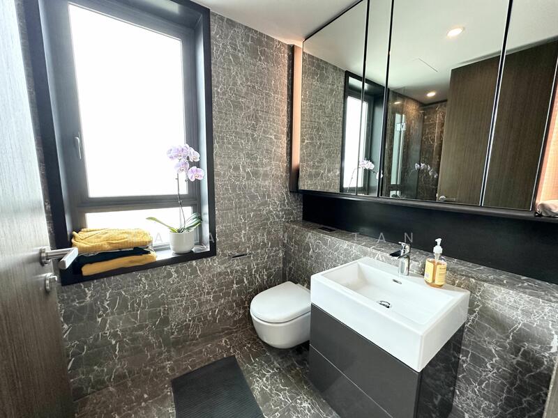 Principal Garden, 99 Prince Charles Crescent, 2 Bedrooms, 786 sqft, Condominium For Sale, by Natashia Tan, 25270406 - PropertyGuru.com.sg