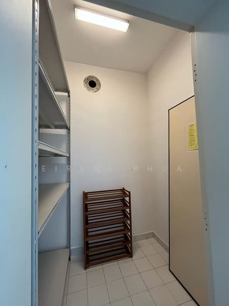 Regency Suites, 38 Kim Tian Road, 1 Bedroom, 979 sqft, Apartment For Rent, by Eirene Phua, 25270493 - PropertyGuru.com.sg