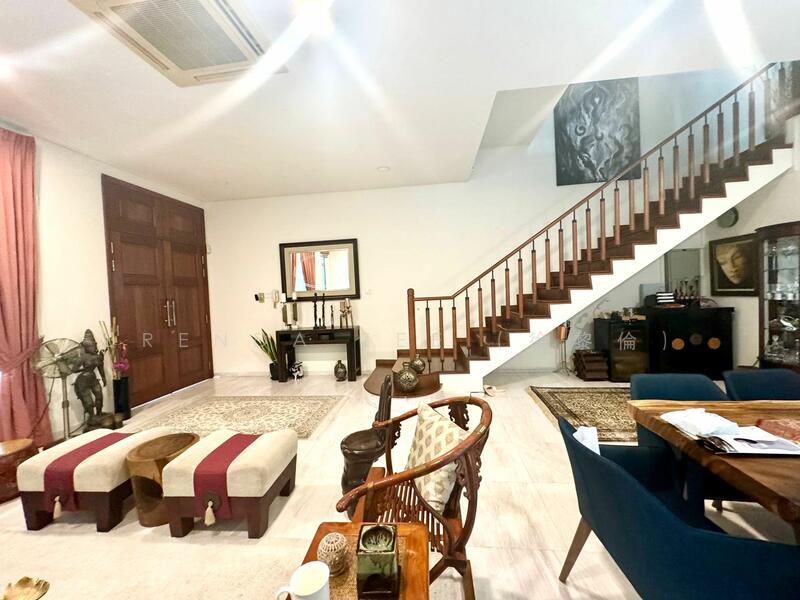 Balinese Style Freehold Terrace ✧ Heart of Bukit Timah ✧ Within 1 km to RGPS, Bukit Timah Road, Tanglin / Holland / Bukit Timah, 5 Bedrooms, 4,200 sqft, Terraced House For Sale, by Brenda Zee (徐黎倫), 25271198 - BUKIT TIMAH ROAD, Freehold Inter-Terrace for Sale - PropertyGuru.com.sg