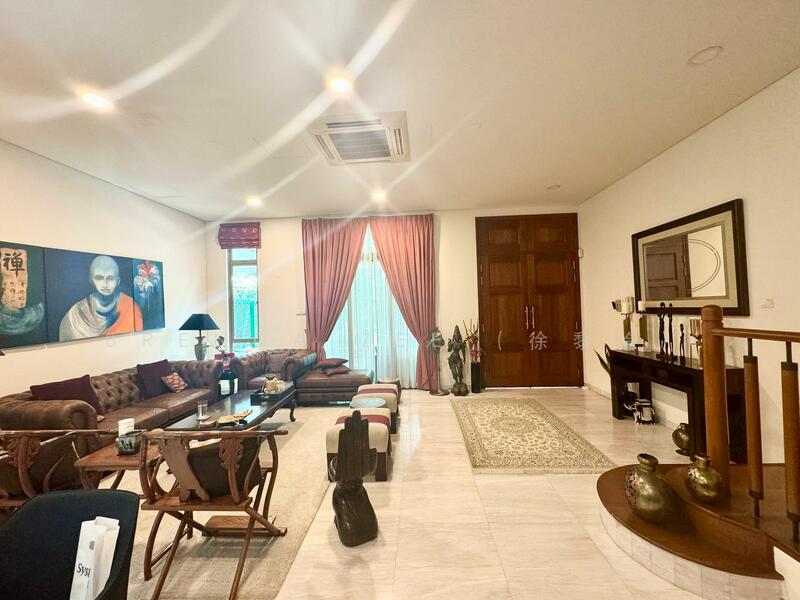 Balinese Style Freehold Terrace ✧ Heart of Bukit Timah ✧ Within 1 km to RGPS, Bukit Timah Road, Tanglin / Holland / Bukit Timah, 5 Bedrooms, 4,200 sqft, Terraced House For Sale, by Brenda Zee (徐黎倫), 25271198 - BUKIT TIMAH ROAD, Freehold Inter-Terrace for Sale - PropertyGuru.com.sg
