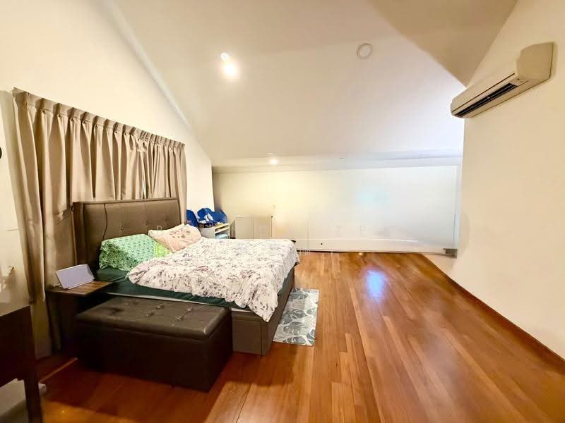 Balinese Style Freehold Terrace ✧ Heart of Bukit Timah ✧ Within 1 km to RGPS, Bukit Timah Road, Tanglin / Holland / Bukit Timah, 5 Bedrooms, 4,200 sqft, Terraced House For Sale, by Brenda Zee (徐黎倫), 25271198 - Bedroom - PropertyGuru.com.sg