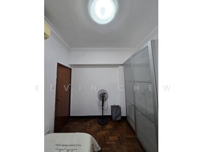 For Rent - Parc Oasis