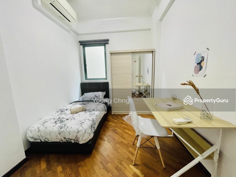 For Rent - Stratford Court