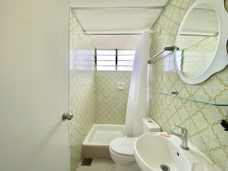Pandan Valley, 1 Pandan Valley, 4 Bedrooms, 1,700 sqft, Condominium For Rent, by Jerome Kuan, 25272121 - PropertyGuru.com.sg